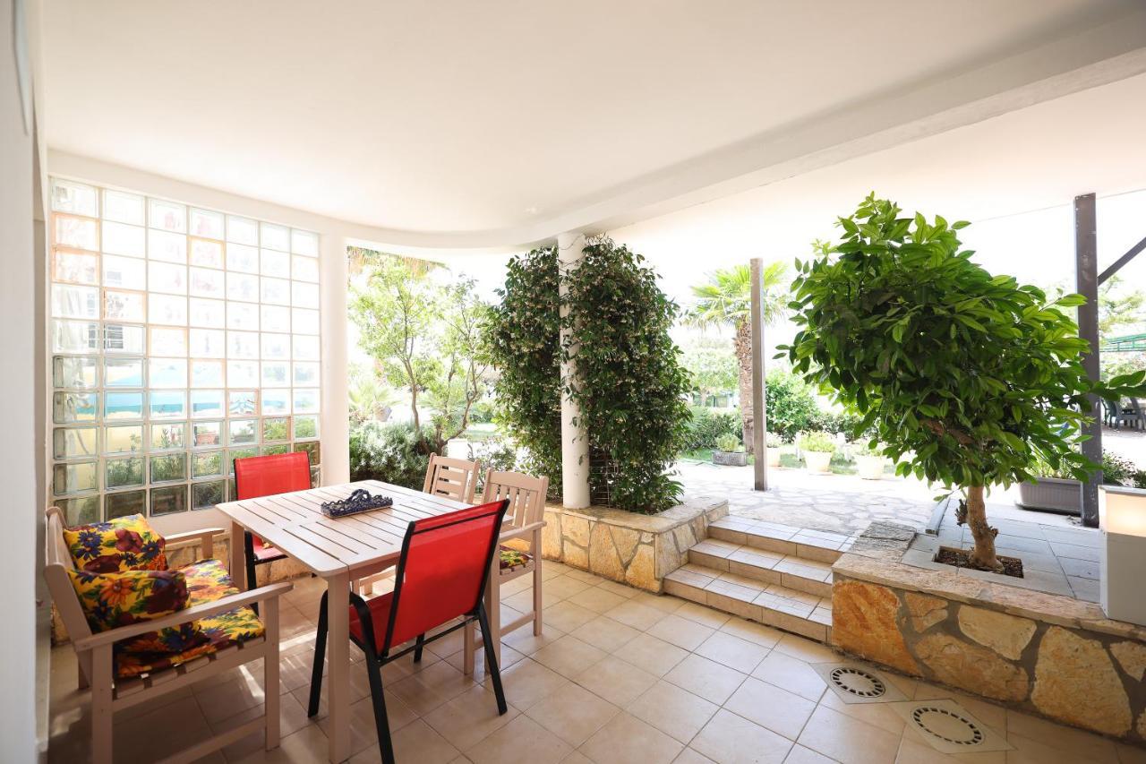 Apartments Malic Petrcane Ngoại thất bức ảnh